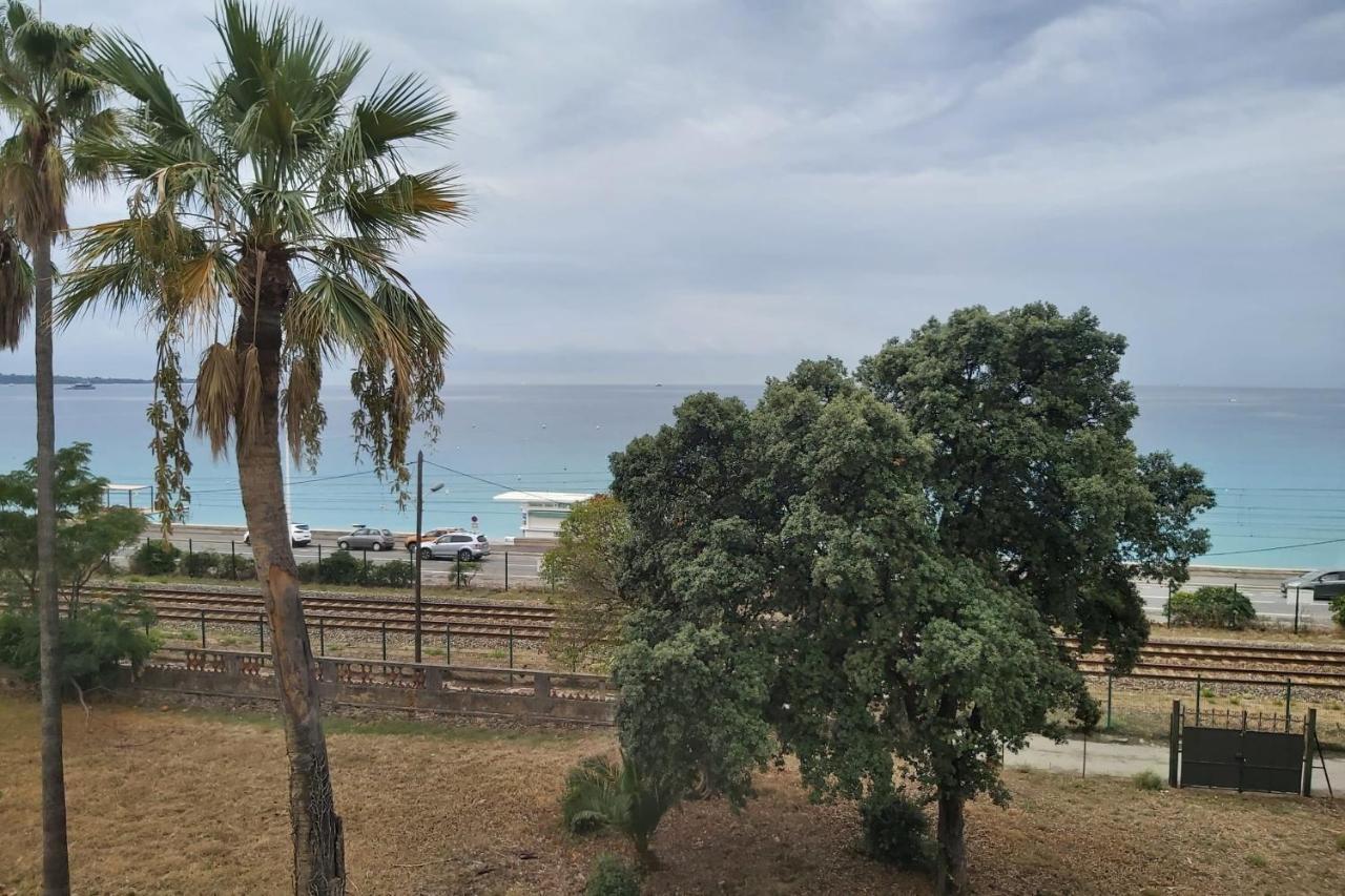 Cozy Cocoon With Balcony Close To The Sea * Cannes